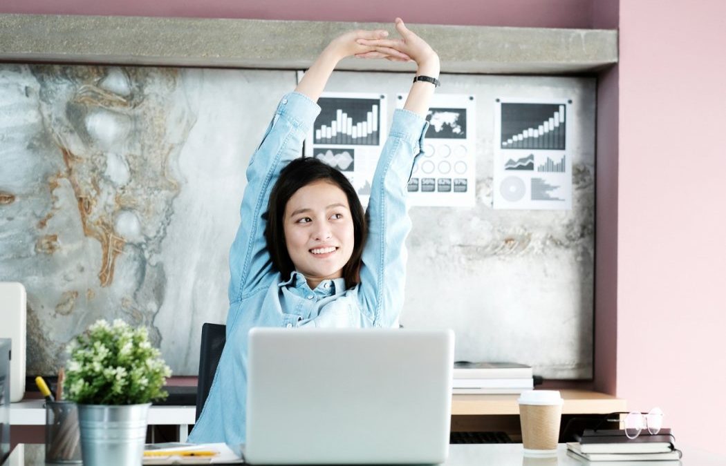 9 Stretches You Can Do At Your Office Chair To Prevent Musculoskeletal Disorder